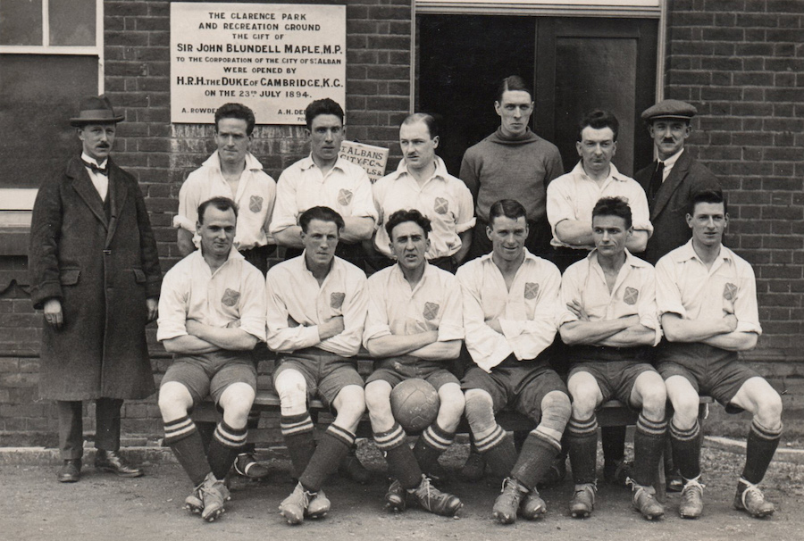 19 1925 26 v Ferryhill Athletic 27 02 1926 white black kit